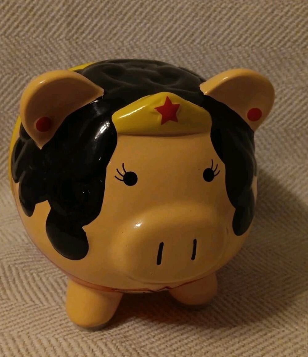 Starpoint DC Comics Wonder Woman Ceramic Pig Piggie Bank